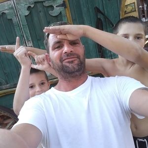 Meet your Posher, Justin